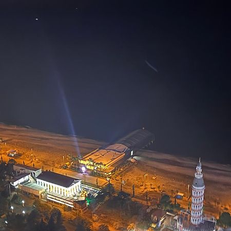 Orbi City Panorama Apartment บาทูมิ ภายนอก รูปภาพ